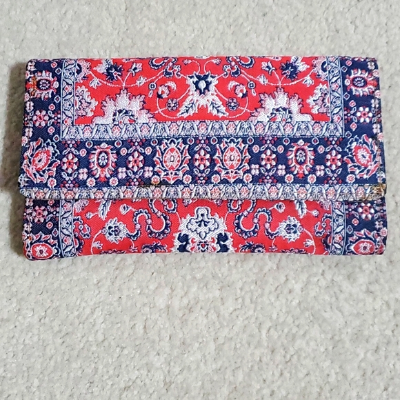 Basic Wallet made in Dubai - Picture 1 of 2